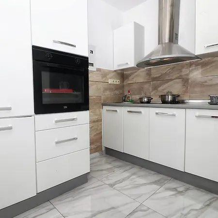 Amalia Apartment
