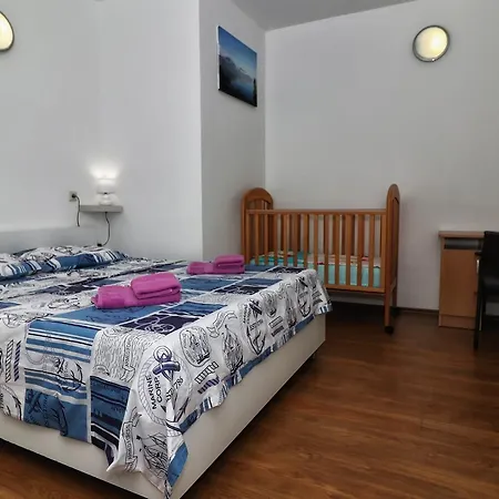 Amalia Apartment